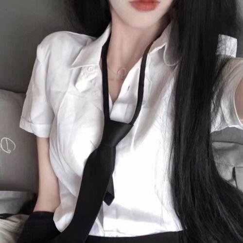 穿越成史上风评最差的皇帝